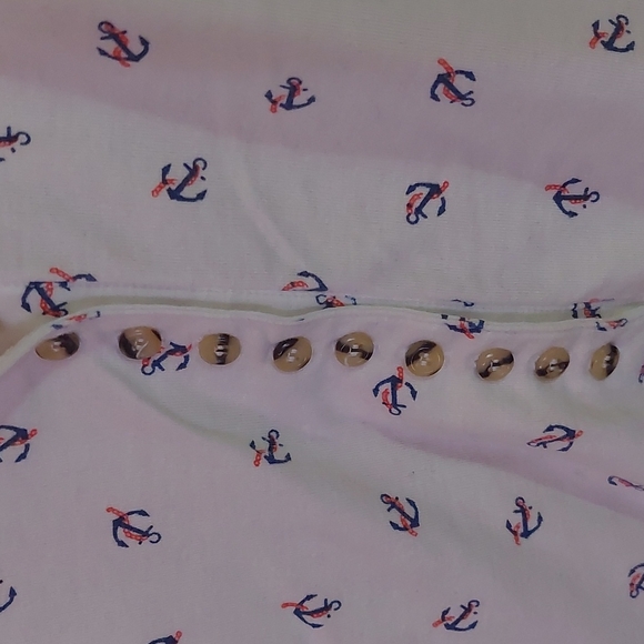 Crystal Sportswear Top - Picture 2 of 4